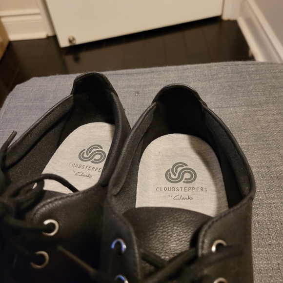 Clarks cushion black shoes sneakers - Picture 5 of 7